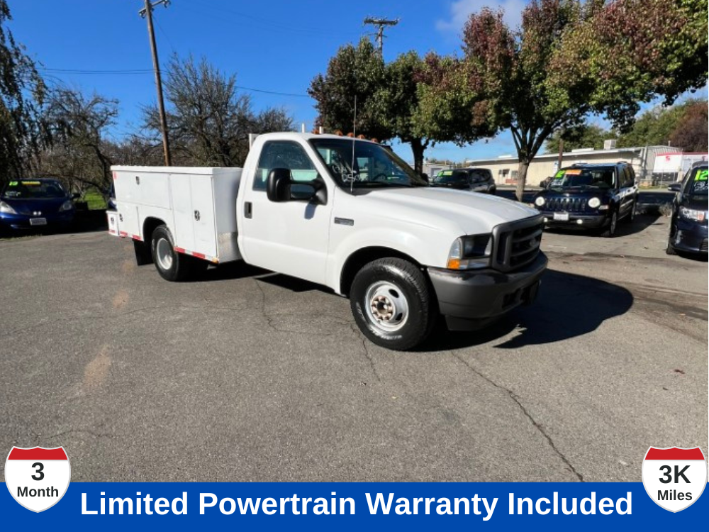 2004 Ford F-350 SD Chassis Cab XL