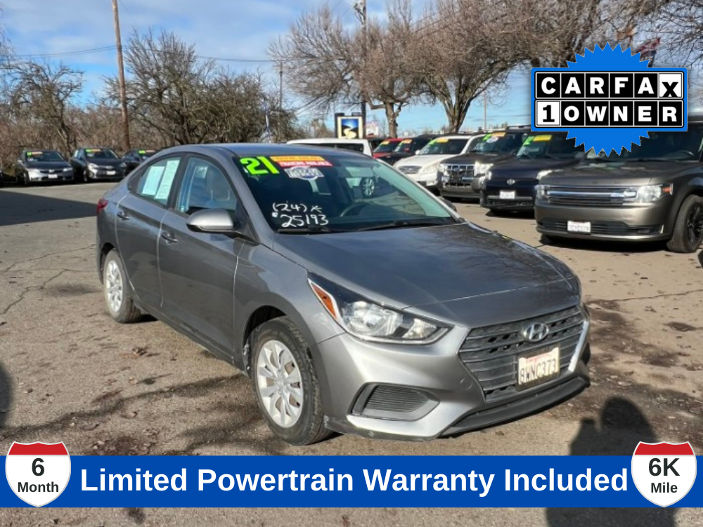 2021 Hyundai Accent SE's photo