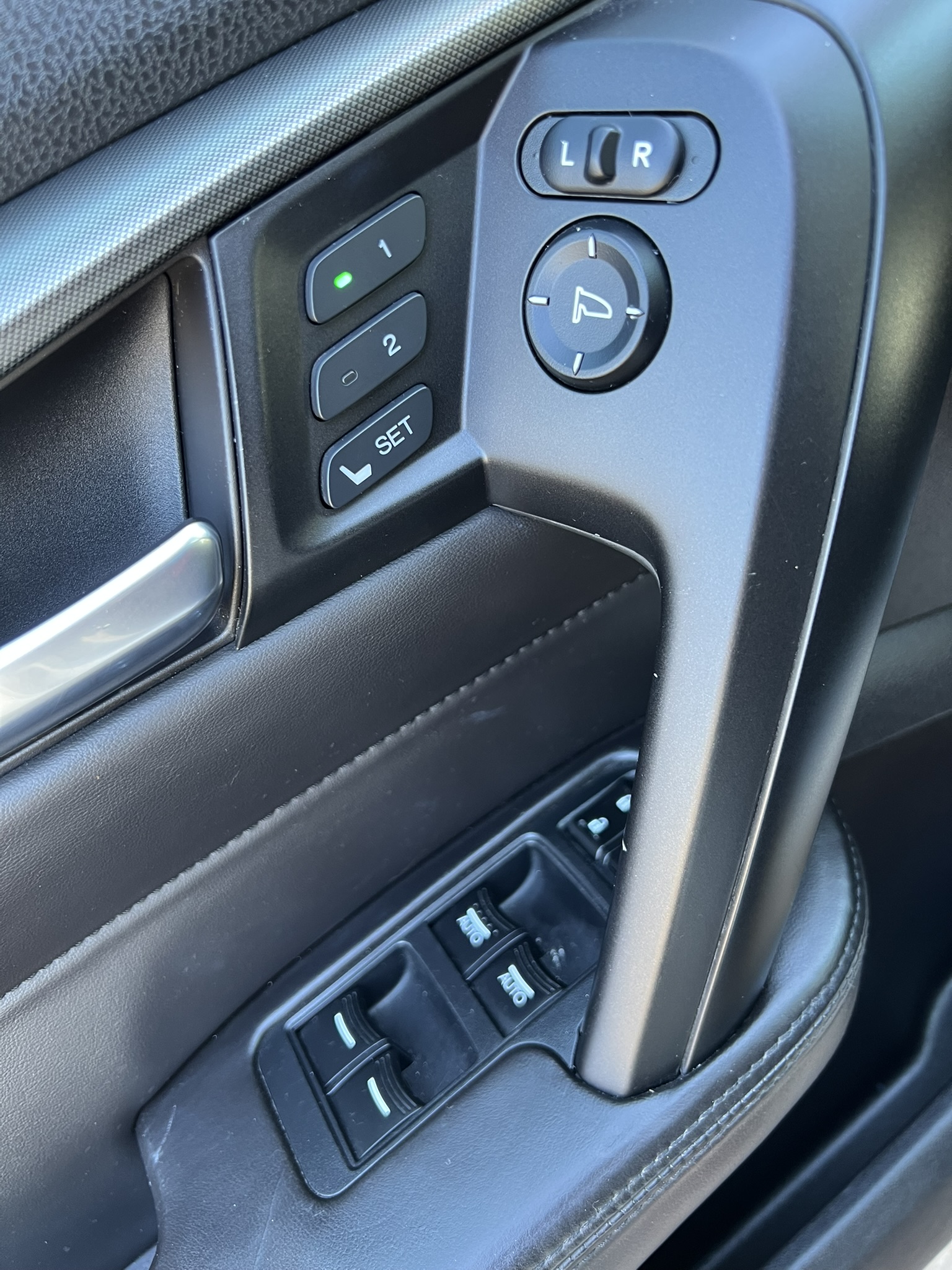 2012 Acura TL Technology Package - Photo 11
