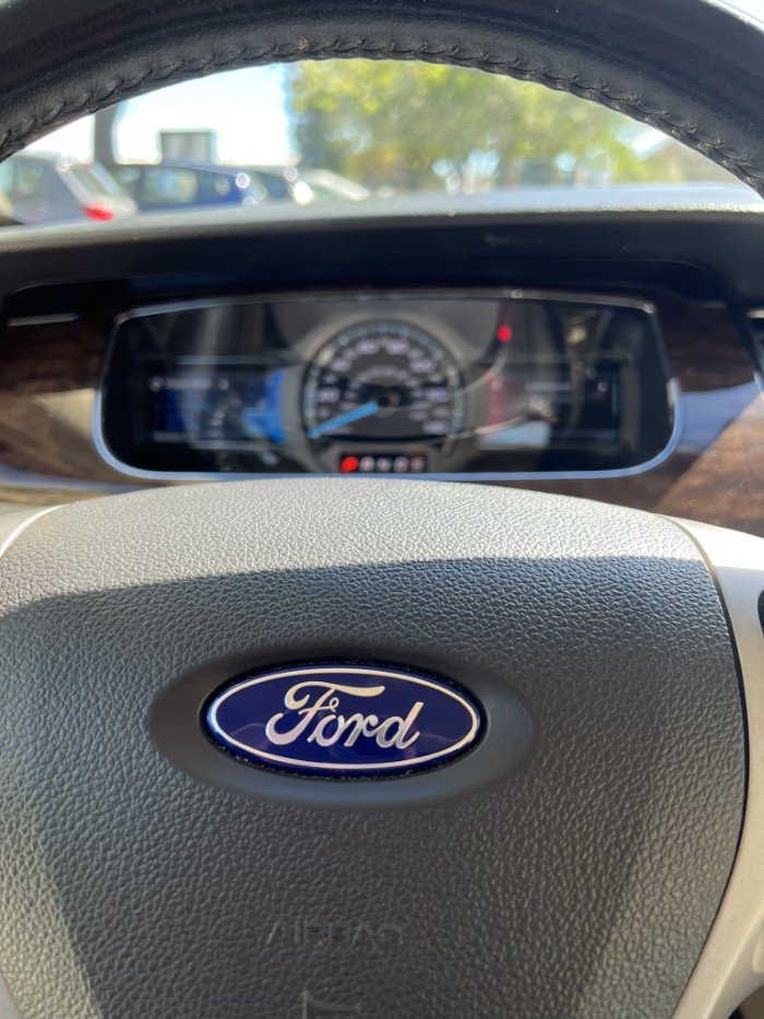 2013 Ford Taurus Limited FWD's photo