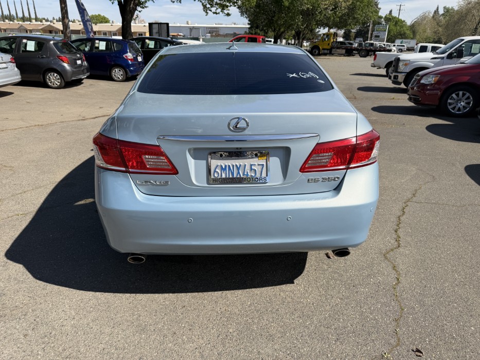 2010 Lexus ES 350 - Photo 9