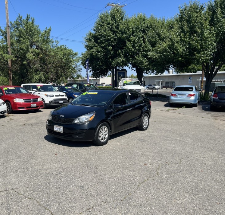 2014 Kia Rio LX AT's photo