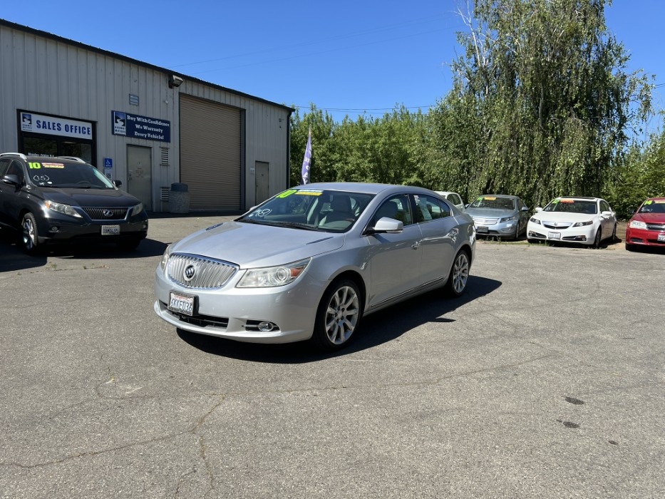 2010 Buick LaCrosse CXS's photo