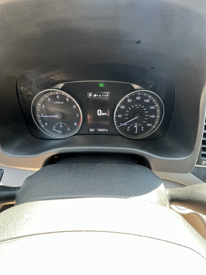2017 Hyundai Elantra Limited - Photo 9